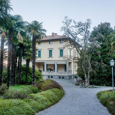 Regal Villa With Como Lake View And Free Parking Белладжо Екстер'єр фото