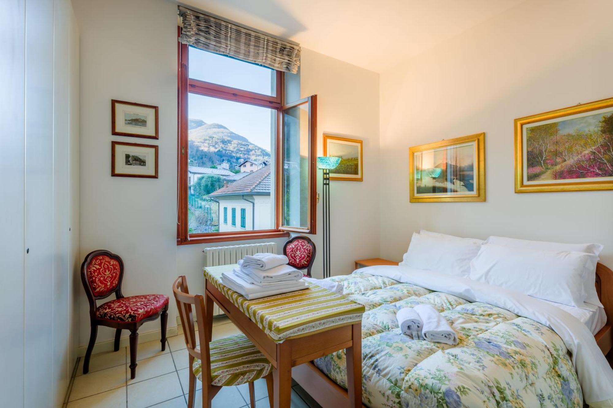 Regal Villa With Como Lake View And Free Parking Белладжо Екстер'єр фото